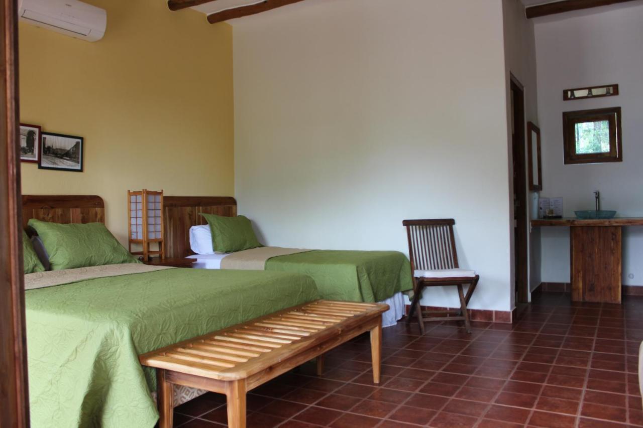 Hotel Punta Franca Jobal Екстериор снимка