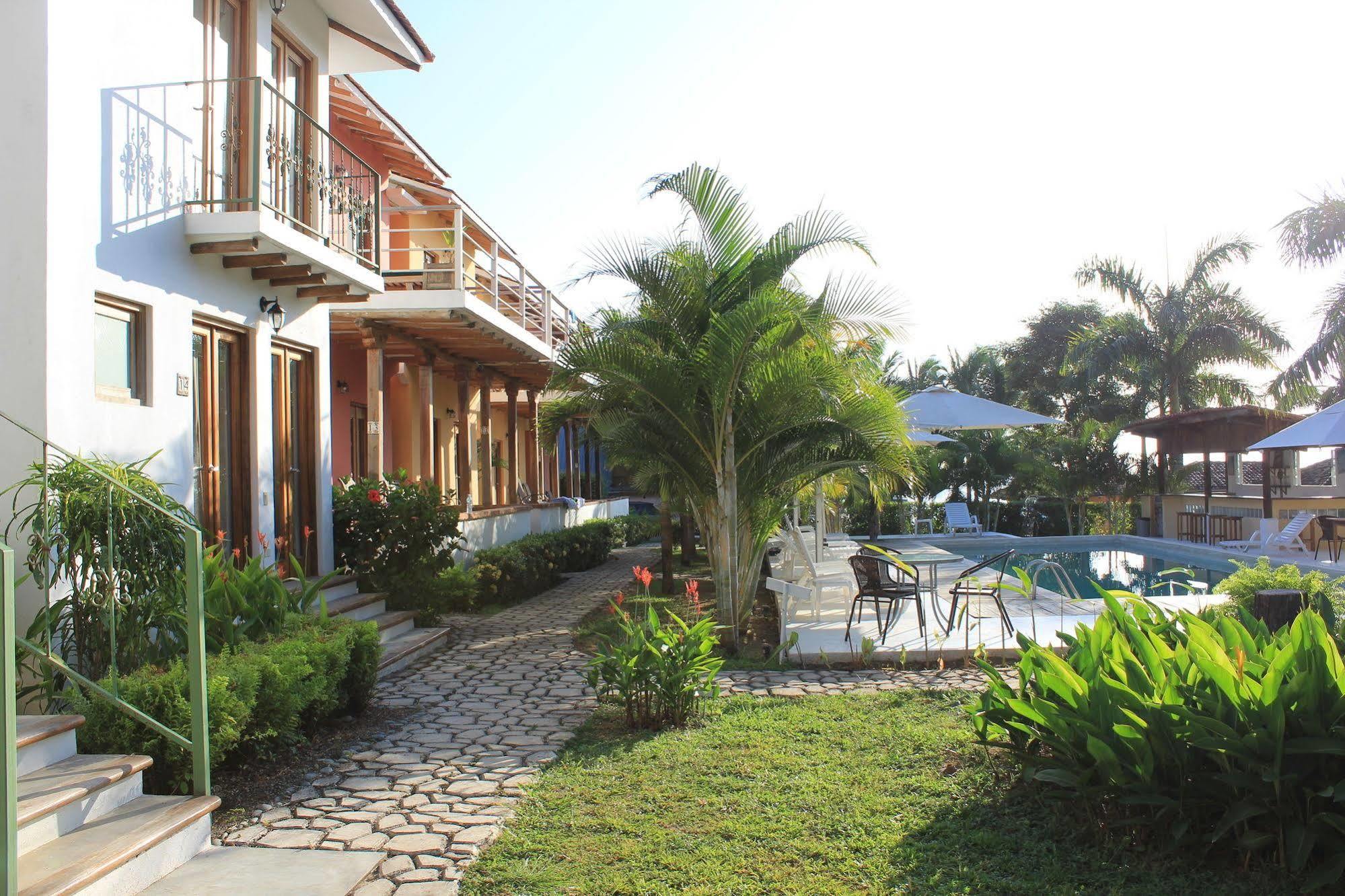 Hotel Punta Franca Jobal Екстериор снимка